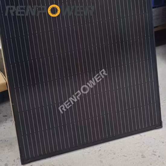 130W 125W Panneau solaire portable PV Système d'alimentation solaire Batterie indépendante UPS Chargeant le module de réverbère solaire de grille 12V / 18V / 24V / 36V TUV CE UL